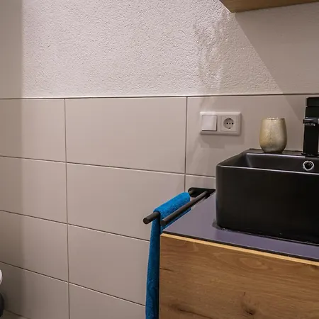Mit Stellplatz, Ruhig Gelegen, Nahe Bahnhof, Ideal Fuer Wander- & Skiurlaub Apartment Pichl bei Aussee
