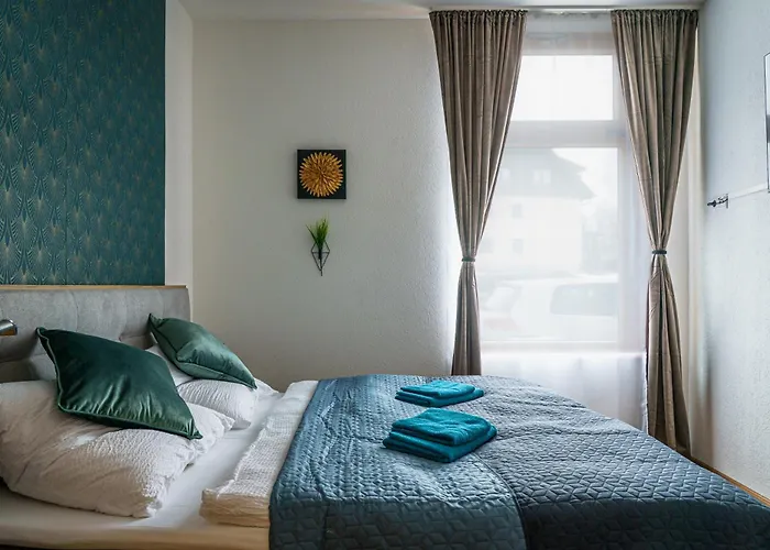 Mit Stellplatz, Ruhig Gelegen, Nahe Bahnhof, Ideal Fuer Wander- & Skiurlaub Pichl bei Aussee