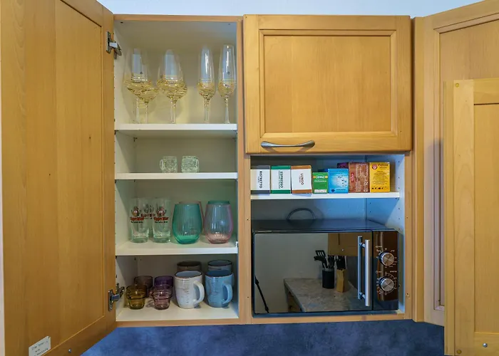 Mit Stellplatz, Ruhig Gelegen, Nahe Bahnhof, Ideal Fuer Wander- & Skiurlaub * Pichl bei Aussee