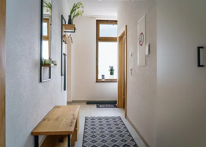 Apartment Mit Stellplatz, Ruhig Gelegen, Nahe Bahnhof, Ideal Fuer Wander- & Skiurlaub Pichl bei Aussee